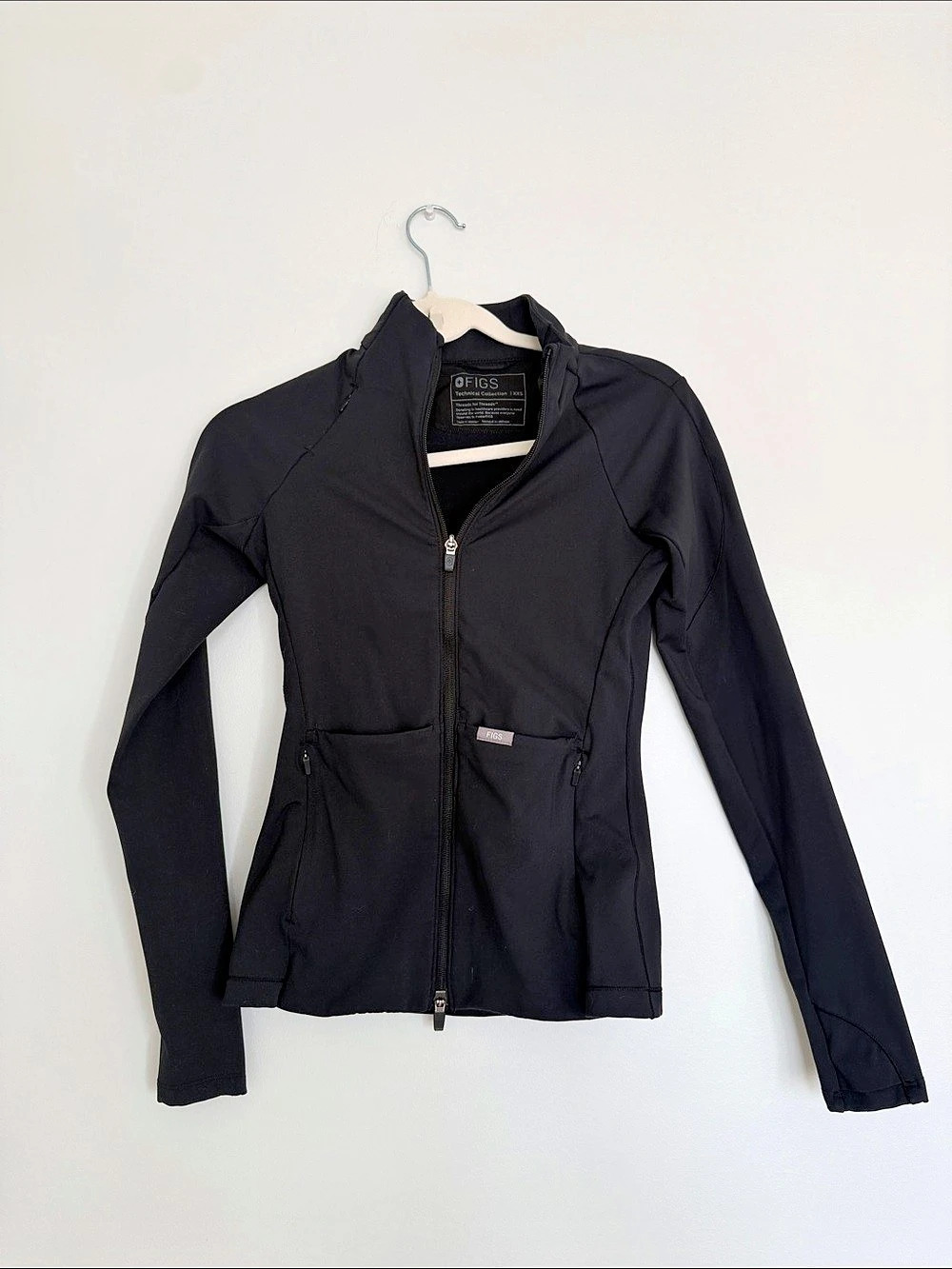 FIGS ContourKnit Scrub Jacket Black